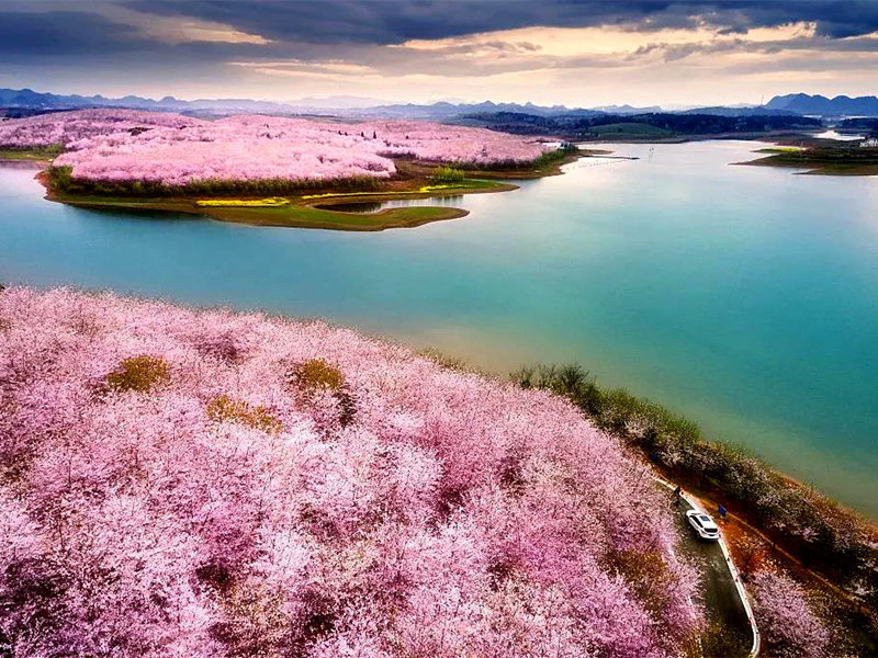 精彩貴州八日｛黃果樹瀑布、格凸河、萬峰林、織金洞｝-自由行