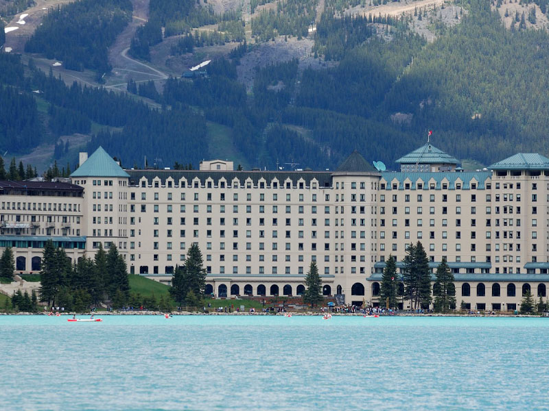 同遊美麗星世界～星宇美加雙城、三大國家公園、硫磺山纜車、溫哥華10日